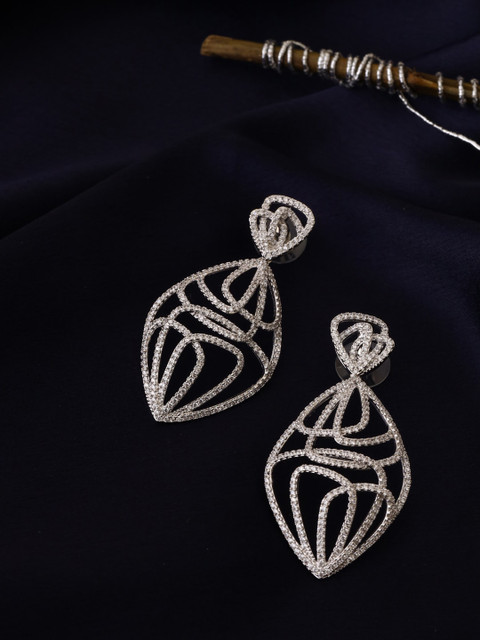 

shaze Silver-Toned Classic Drop Earrings