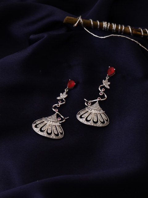 

shaze Silver-Toned Classic Drop Earrings