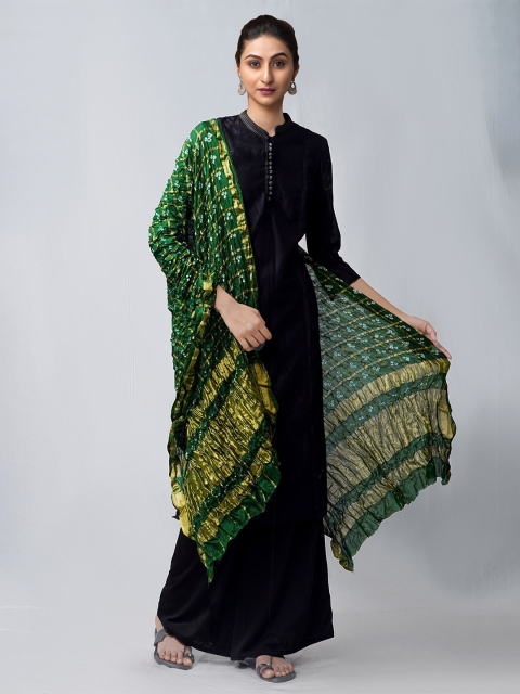 

Unnati Silks Green & Gold-Toned Dyed Pure Silk Tie and Dye Dupatta with Zari