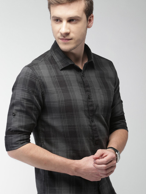 

HIGHLANDER Men Black & Charcoal Grey Slim Fit Checked Casual Shirt
