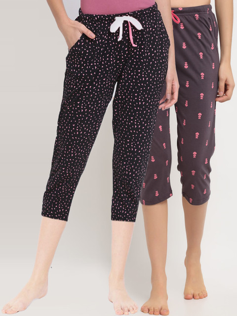 

Kanvin Women Pack Of 2 Printed Pure Cotton Lounge Capri, Purple