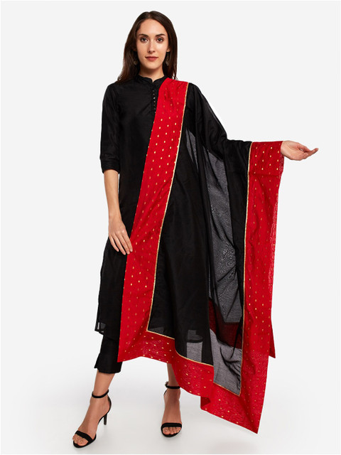 

Desi Weavess Women Black & Red Solid Dupatta