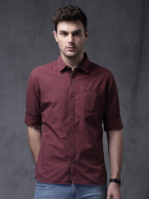 

WROGN Men Maroon Regular Fit Solid Casual Shirt