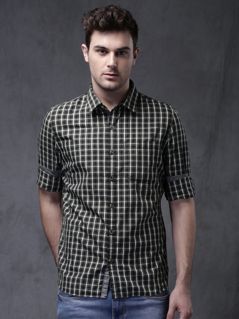 

WROGN Men Olive Green Slim Fit Checked Casual Shirt