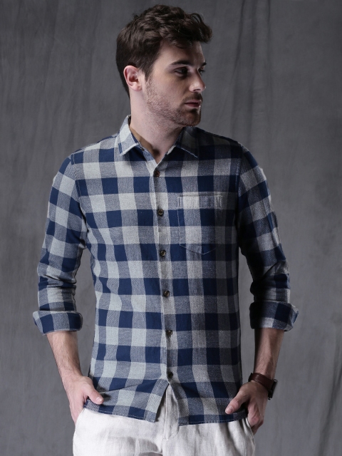 

WROGN Navy Blue & Grey Slim Fit Checked Casual Shirt