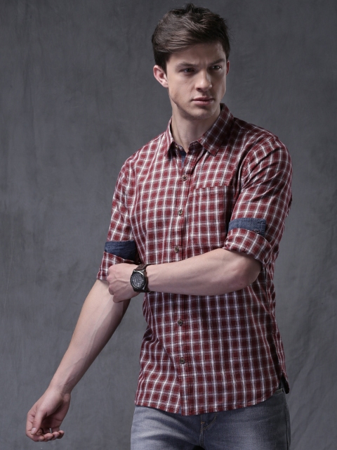 

WROGN Red Slim Fit Checked Casual Shirt
