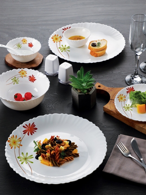 

Cello White & Green Set Of 18 Floral Dazzle Margarita Opalware Glossy Dinner Set