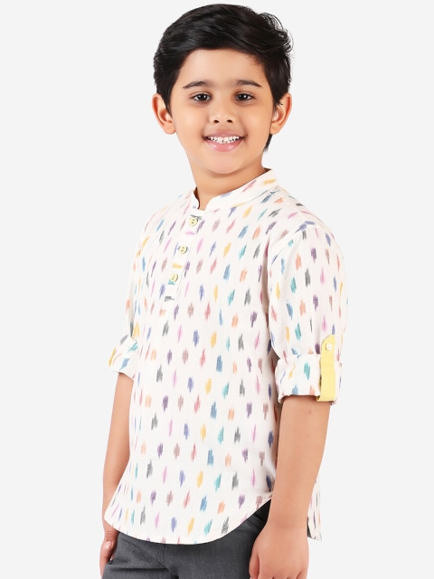 

Fabindia Boys Multicoloured Thread Work Kurta, Multi