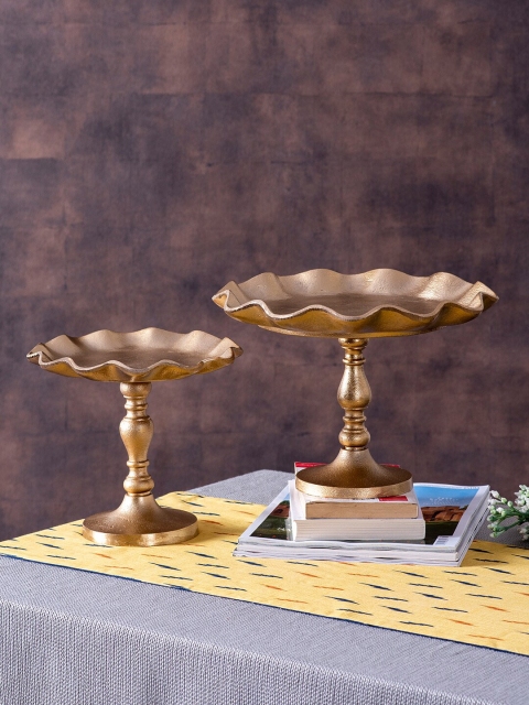 

nestroots Bronze Set Of 2 Round Iron Dessert Serveware