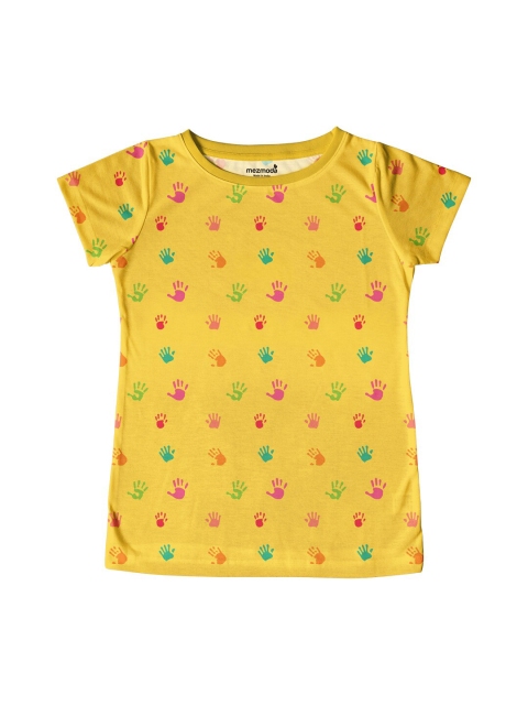 

mezmoda Girls Yellow Printed Applique T-shirt