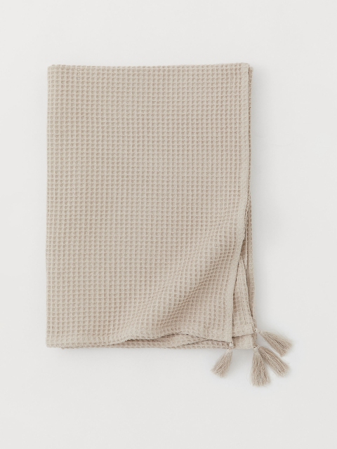 

H&M Beige Waffled Cotton Blanket