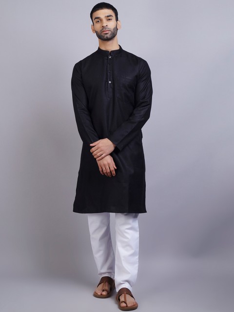 

GRACIT Men Black & White Kurta with Pyjamas