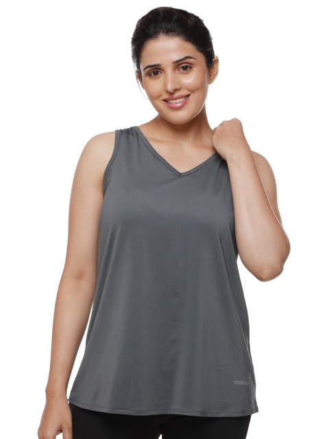 

STUDIOACTIV Women Grey Colourblocked V-Neck T-shirt