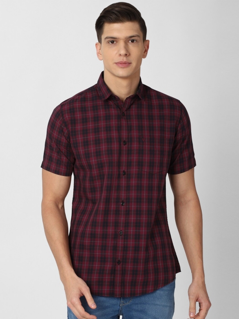 

Van Heusen Sport Men Maroon & Black Slim Fit Checked Pure Cotton Casual Shirt