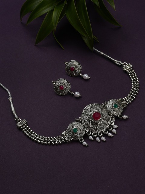 

SOHI Women Silver-Plated Stone-Studded Jewellery Set