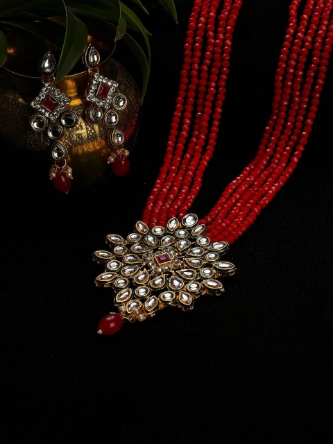 

SOHI Gold-Plated White & Red Kundan-Studded & Pearl Beaded Jewellery Set