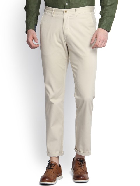 

Blackberrys Men Beige Regular Fit Solid Chinos