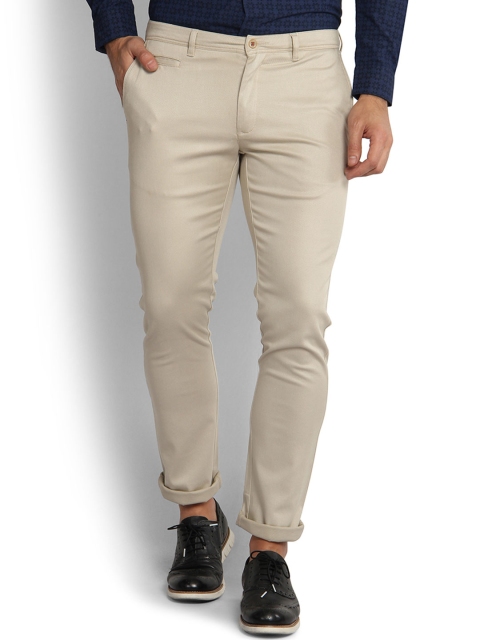

Blackberrys Men Beige Regular Fit Solid Chinos