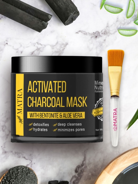 

MATRA Bentonite & Aloe-Vera Activated Charcoal Face Mask with Face Mask Brush - 100 g