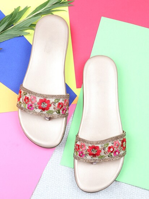 

THE WHITE POLE Women Golden Embellished Leather Ethnic One Toe Flats, Gold