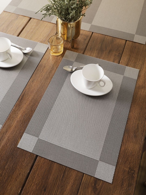 

BIANCA Set Of 6 Silver Solid Table Placemats