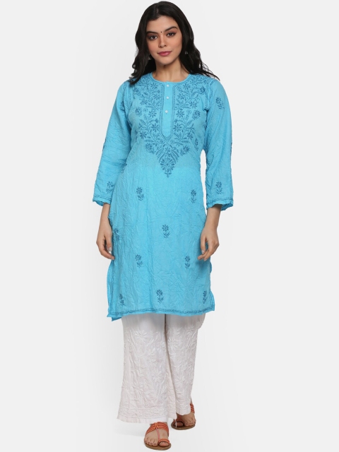 

PARAMOUNT CHIKAN Women Blue Floral Embroidered Chikankari Cotton Kurta