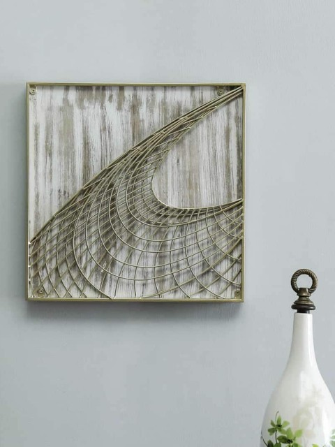 

vedas Metallic-Toned W-Matrix Frames Wall Dcor
