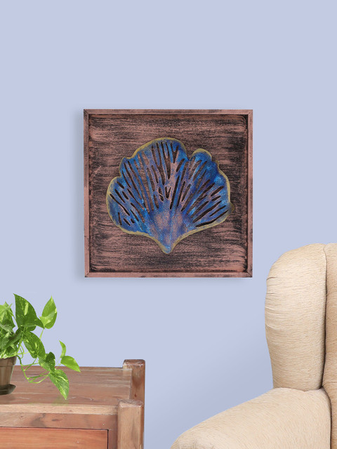 

vedas Metallic-Toned & Blue W-Celine Leaf Wall Dcor