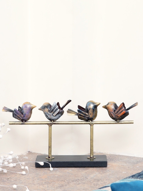 

vedas Metallic-Toned Bird Family Table Decor