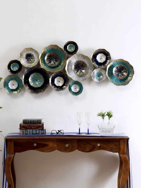 

vedas Metallic-Toned & Blue W-Zara Wall Dcor