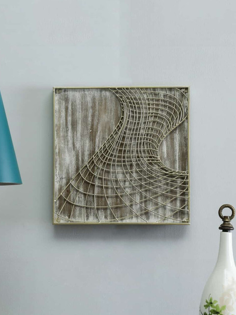 

vedas Metallic-Toned Matrix Frame Wall Decor