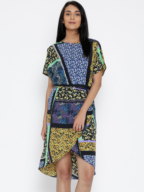 

The Kaftan Company Women Blue & Yellow Printed Wrap Dress