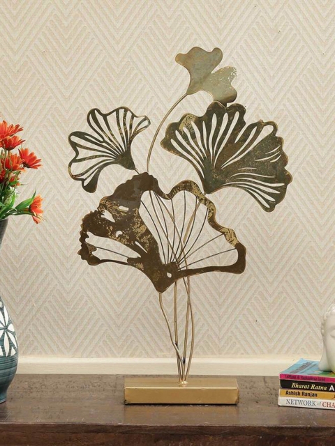

vedas Metallic-Toned & Gold F-Adhika Table Decor Showpiece