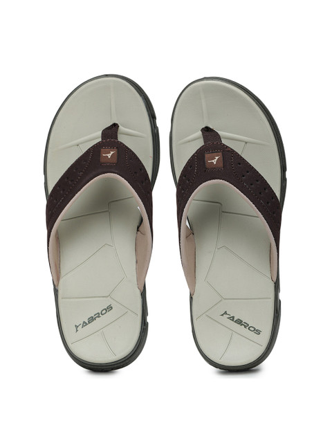 

ABROS Men Brown & Grey Room Slippers