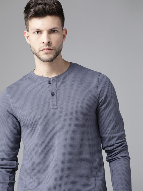 

Roadster Men Blue Self-Design Henley Neck T-shirt