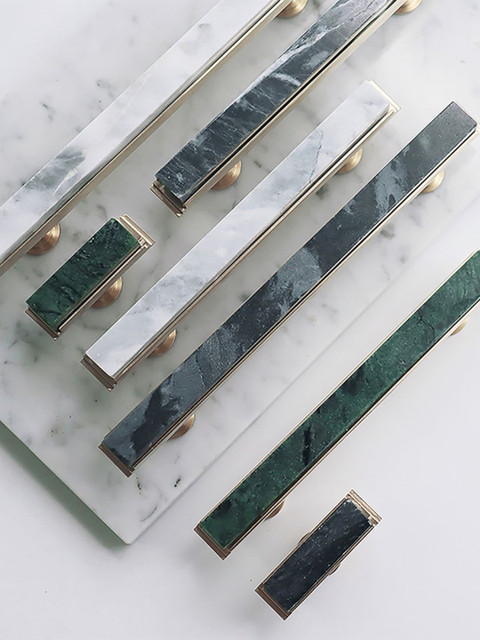 

MANTARA White & Gold-Toned Solid Brass Door Knob