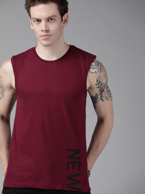 

Roadster Men Maroon & Black Typography Printed Pure Cotton T-shirt