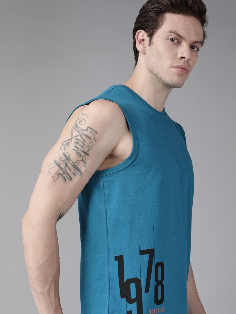 

Roadster Men Blue Typography Printed Pure Cotton T-shirt