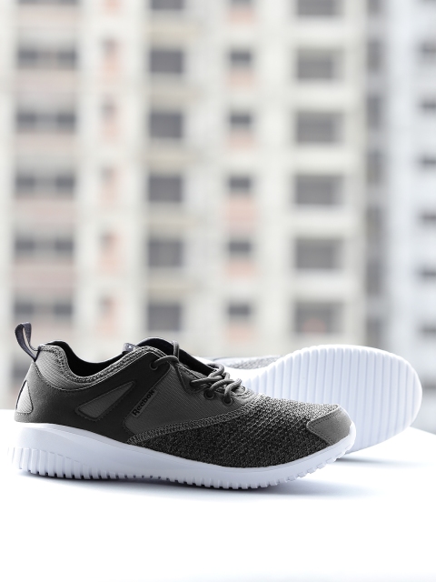 

Reebok Men Charcoal Grey Stylescape 2.0 Arch Solid Regular Sneakers