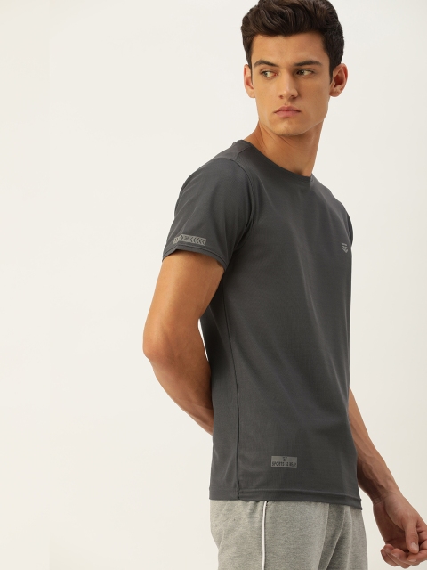 

Sports52 wear Men Grey Colourblocked Training or Gym T-shirt