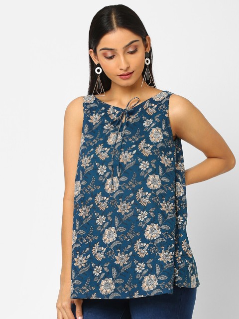 

KAMI KUBI Blue Floral Print Top