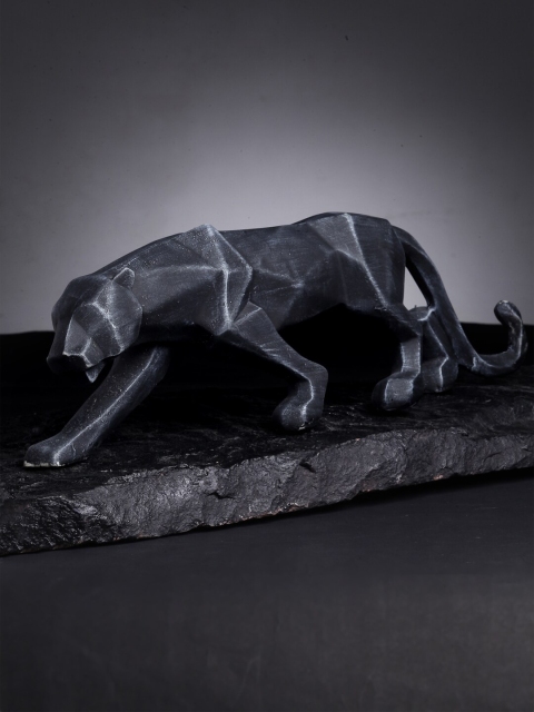 

KLOTTHE Black Handcrafted Panther Showpiece