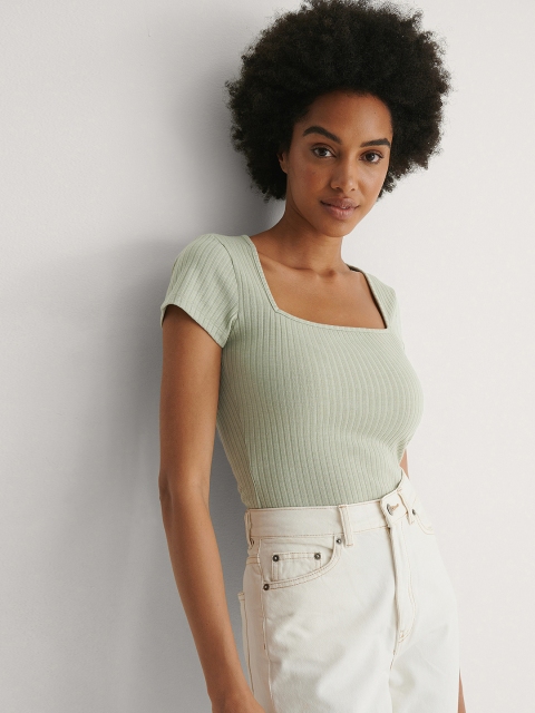 

NA-KD Green Square Neck Ribbed Crop Top