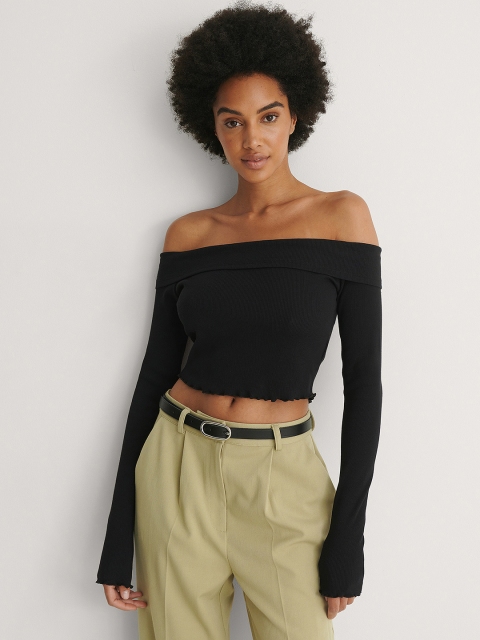 

NA-KD Women Black Solid Off-Shoulder Crop Top