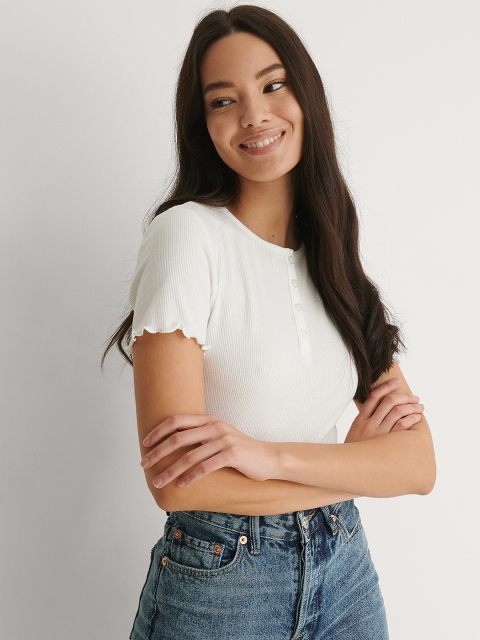 

NA-KD White Ribbed Lettuce Hem Top