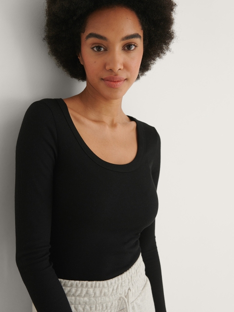 

NA-KD Black Ribbed Top