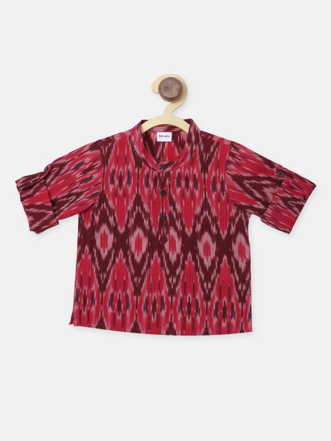 

Fabindia Boys Red Ikat Abstract Printed Cotton Kurta
