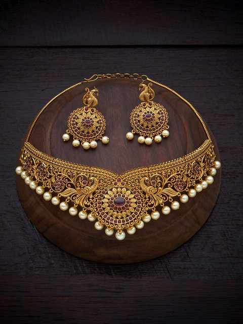 

Kushal's Fashion Jewellery Women Pink Gold-Plated Antique Necklace
