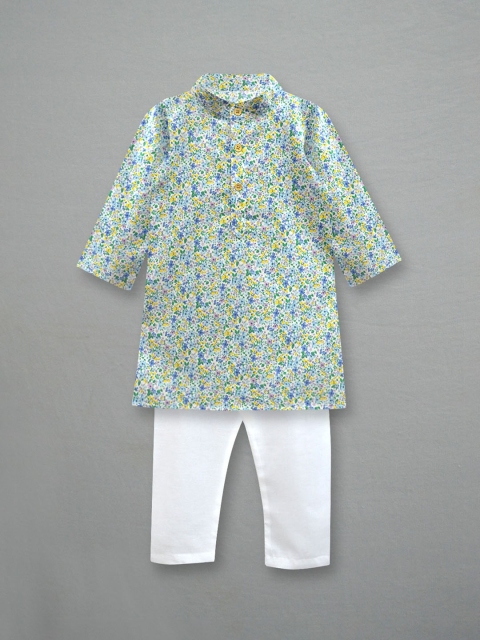 

A.T.U.N. Boys Blue & White Floral Printed Pure Cotton Kurta with Pyjamas