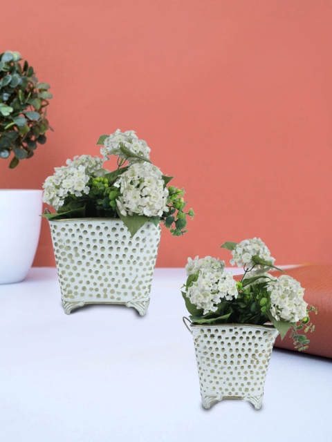 

Wonderland Set Of 2 White Metal Planters